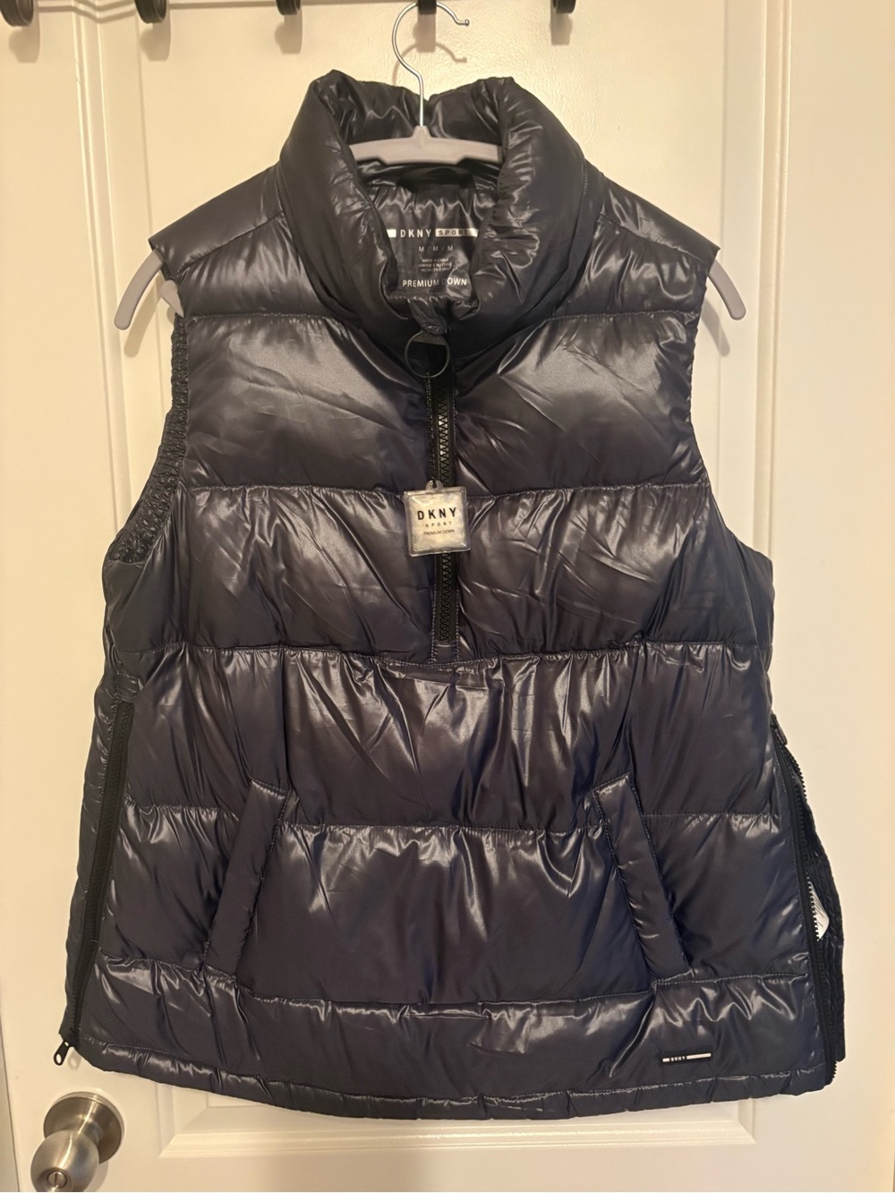 DKNY Sports Women’s Glossy Charcoal Metallic Puffy Vest Size M